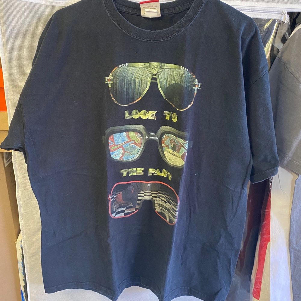 Vintage Style Glasses Tee